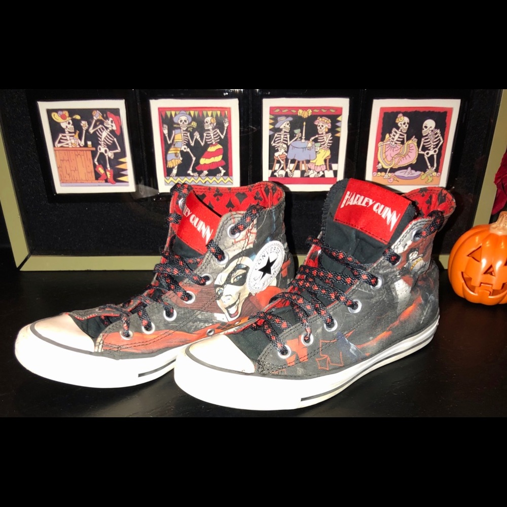 Harley Quinn - Converse High Top